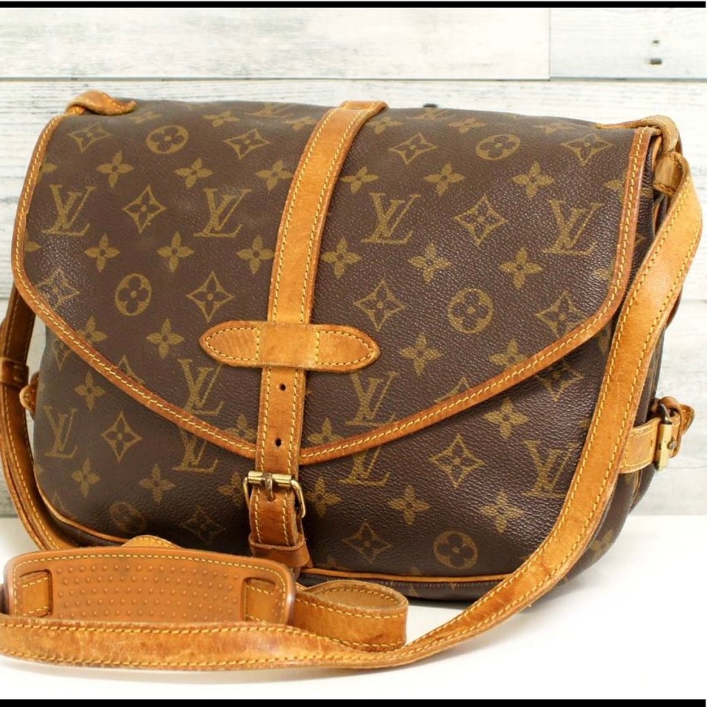 Louis Vuitton handbag Monogram SAUMUR 30